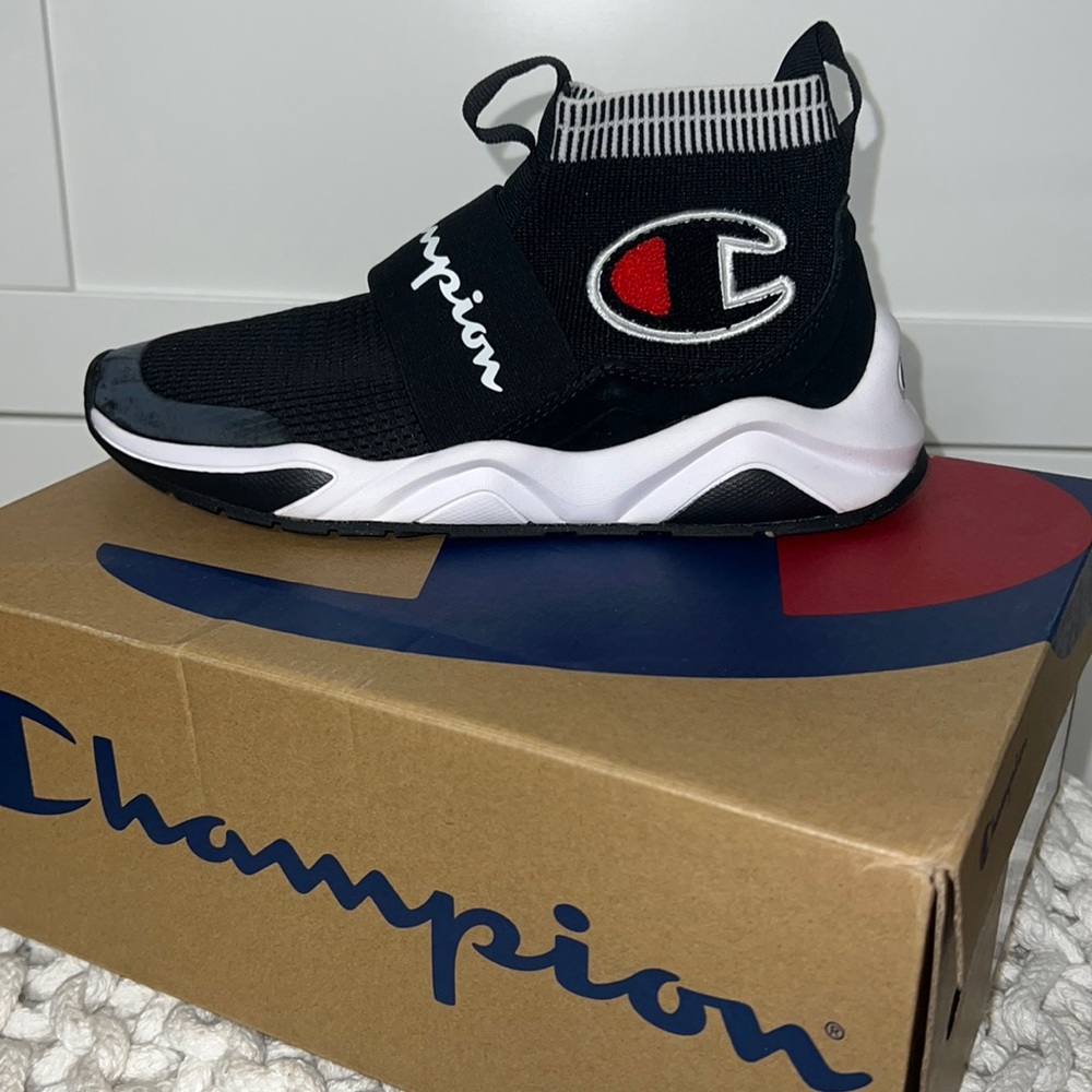 Like new Champion sneakers size US 5.5